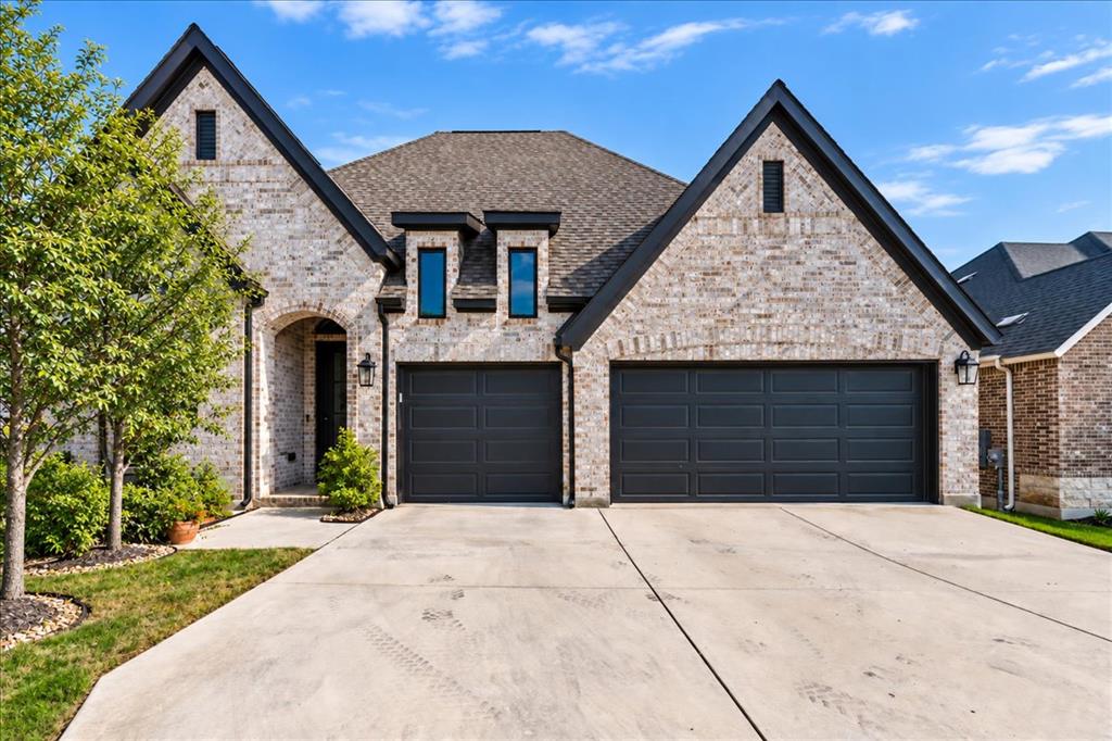 840 Teakmill exterior